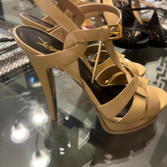 Yves Saint Laurent Tan Heels Strappy Elegance - Picture 2 of 3